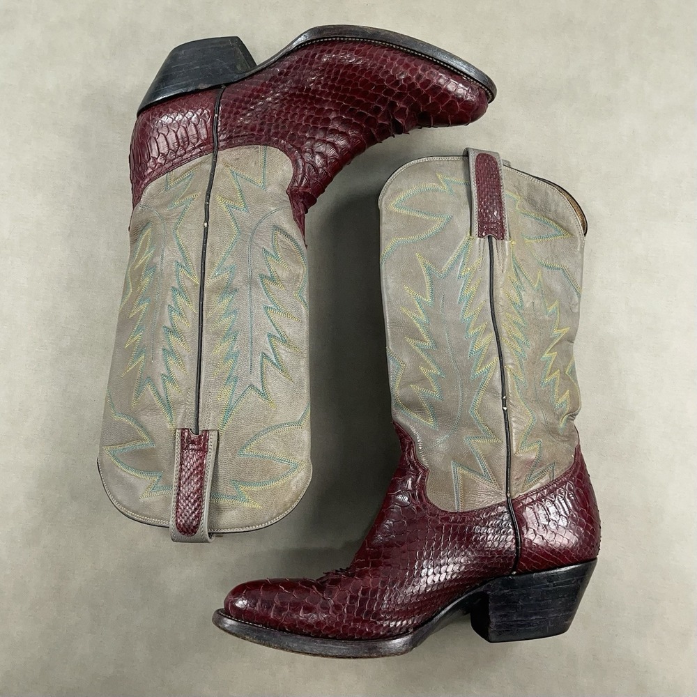 Vintage Women's 8. 1:Dark Red Snakeskin Exotic Leather Western‎ Boots Made In US